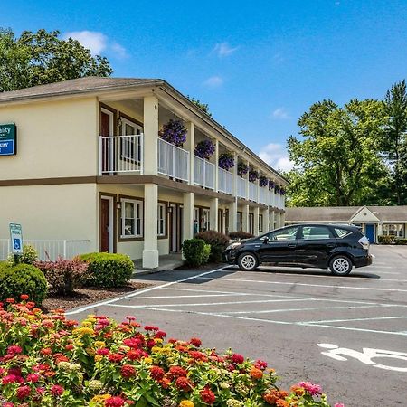 Rodeway Inn Poughkeepsie Exteriér fotografie