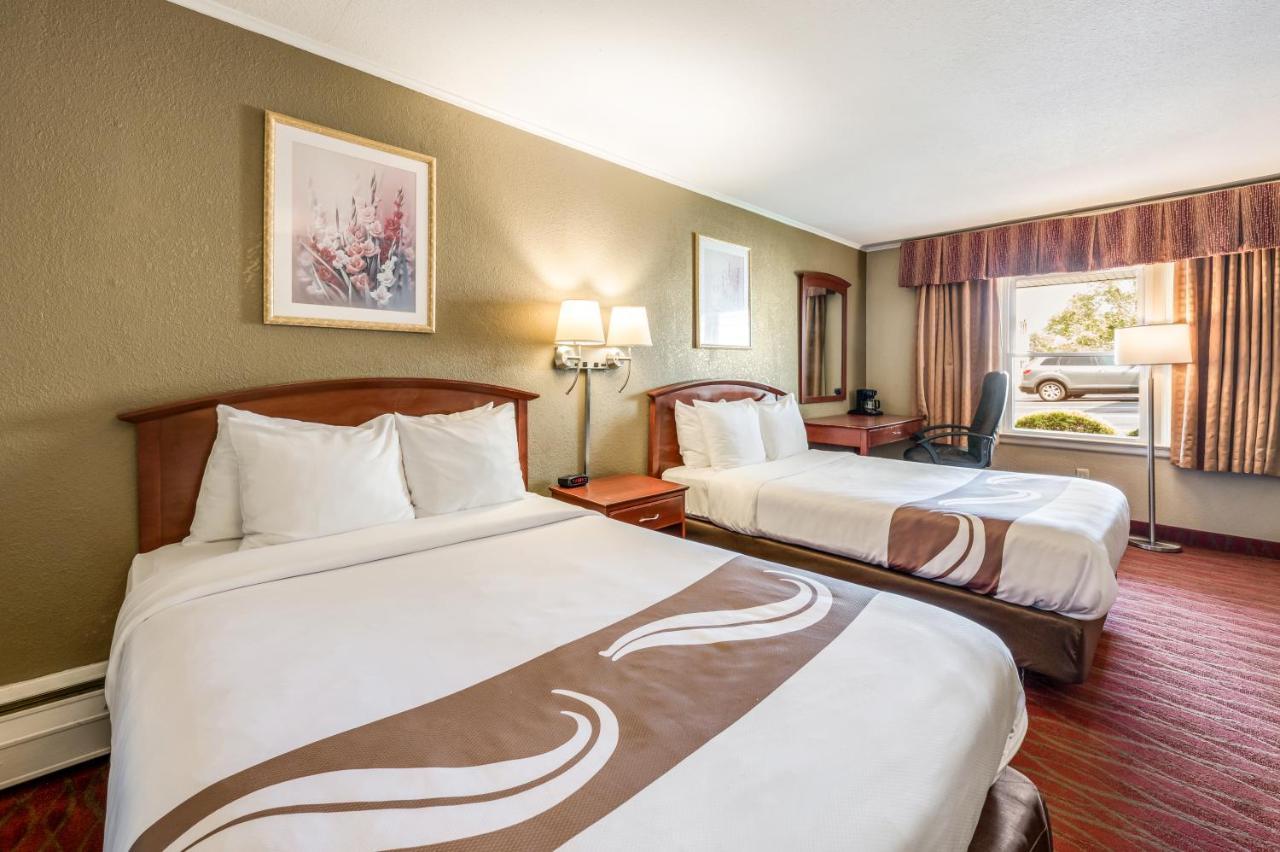 Rodeway Inn Poughkeepsie Exteriér fotografie